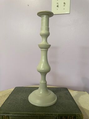Light grey metal Candlestick Holder - Home Accents
